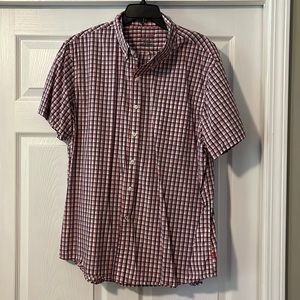 EUC Izod Men’s short sleeve shirt